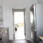 Apartamento 1 In Dreizimmer Innenstadt Ferien *