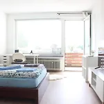 Apartamento 1 In Dreizimmer Innenstadt Ferien