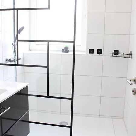 1 In Dreizimmer Innenstadt Ferien 렘고