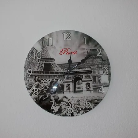 1 In Dreizimmer Innenstadt Ferien 아파트 렘고