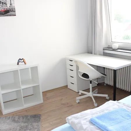 1 In Dreizimmer Innenstadt Ferien