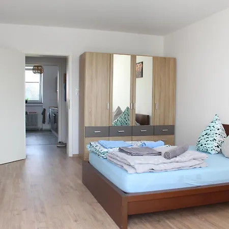 1 In Dreizimmer Innenstadt Ferien * Лемго