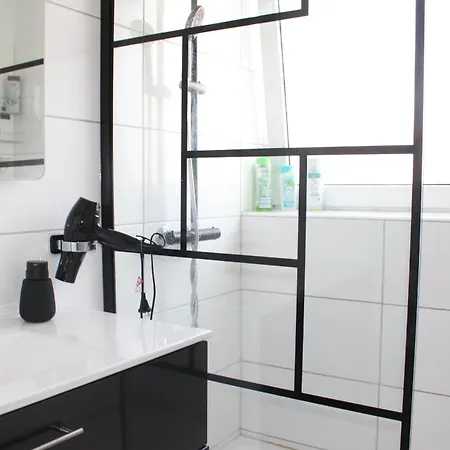 1 In Dreizimmer Innenstadt Ferien