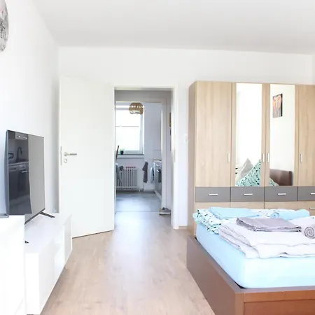 Апартаменты 1 In Dreizimmer Innenstadt Ferien