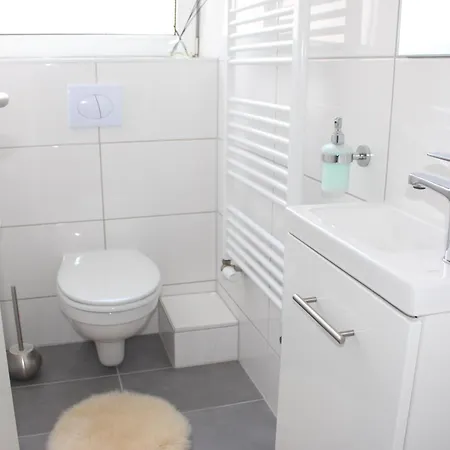 1 In Dreizimmer Innenstadt Ferien *