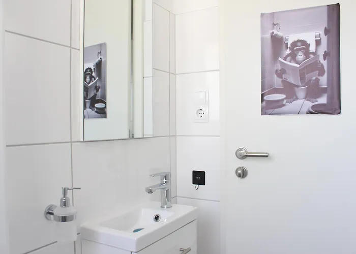 1 In Dreizimmer Innenstadt Ferien Appartement