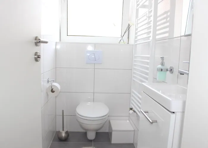 Appartement 1 In Dreizimmer Innenstadt Ferien *